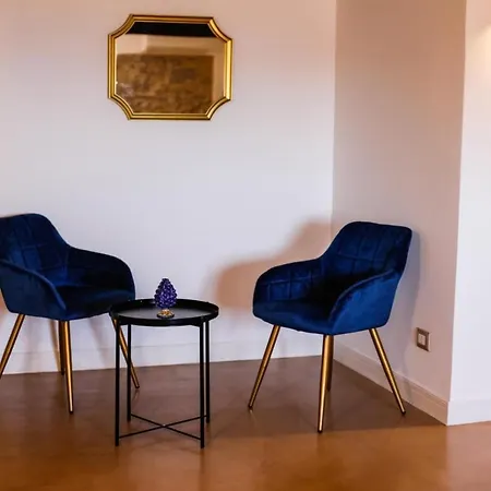 111 & Apartament
